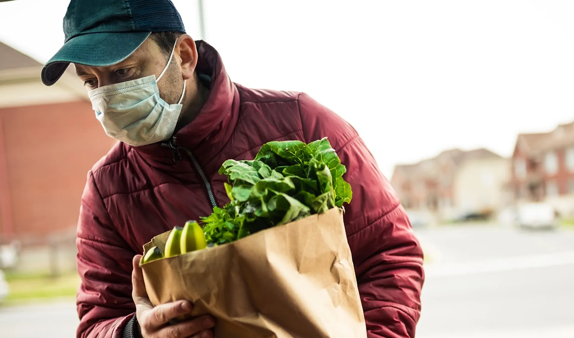 412 Food Rescue volunteer delivers groceries.
